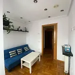 Проживание в семье En *